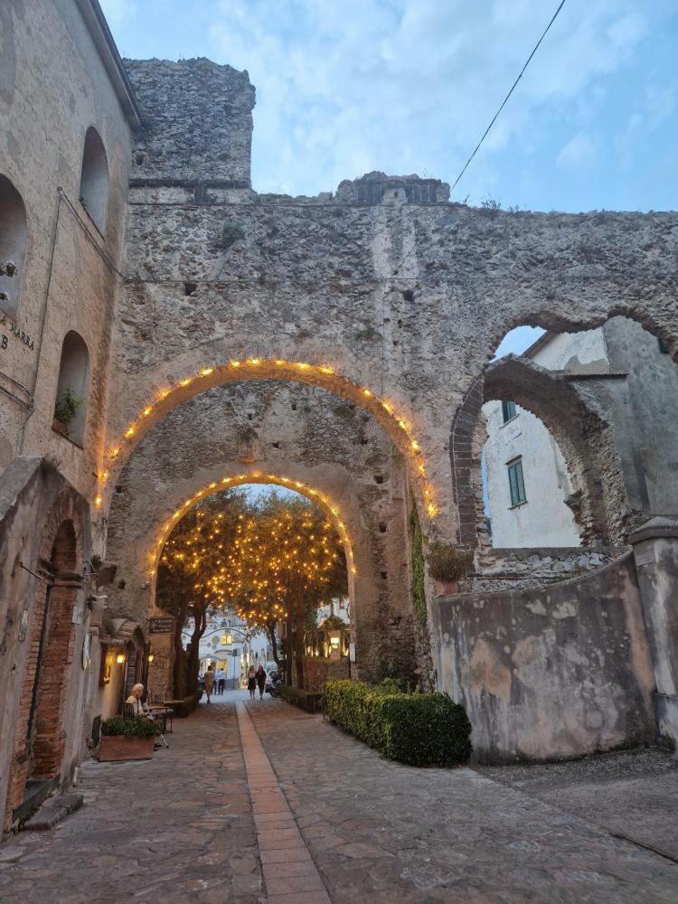 Il Sogno Di Wagner Lägenhet Ravello Exteriör bild